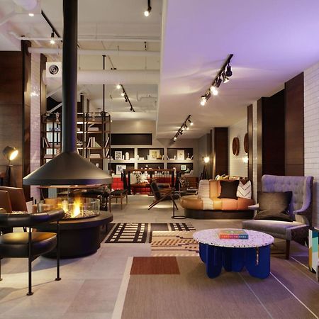 Moxy Richmond Downtown Hotel Exterior foto